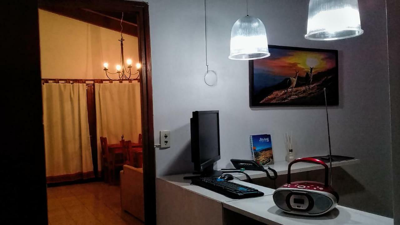 Hostel Terrazas Del Coya San Salvador de Jujuy Exterior foto